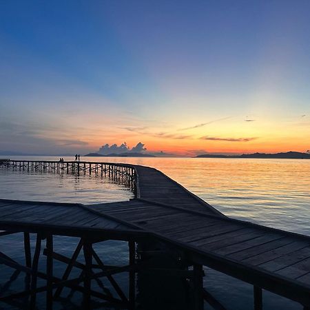 Vogelkopf Resort Tapokreng Экстерьер фото